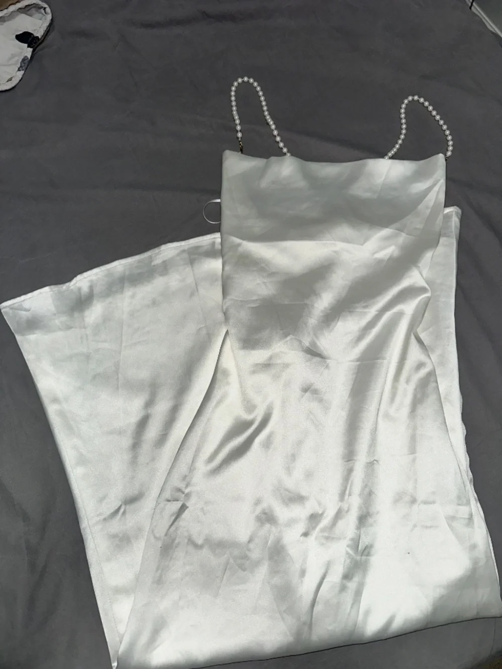 Selfie Leslie Eternal Flame Pearl Strap Midi Dress Off White Size Small NEW - Picture 4 of 6